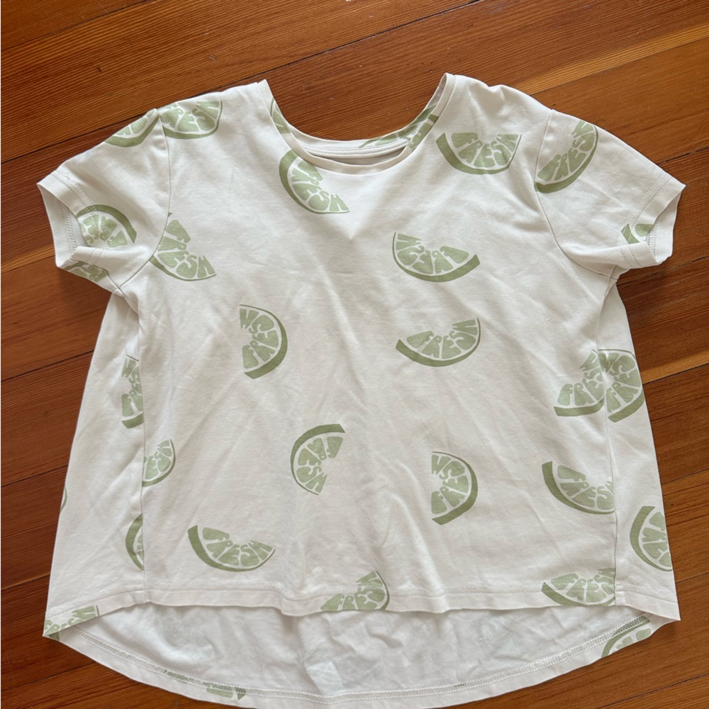 Omamimini White and Green Citrus Tee